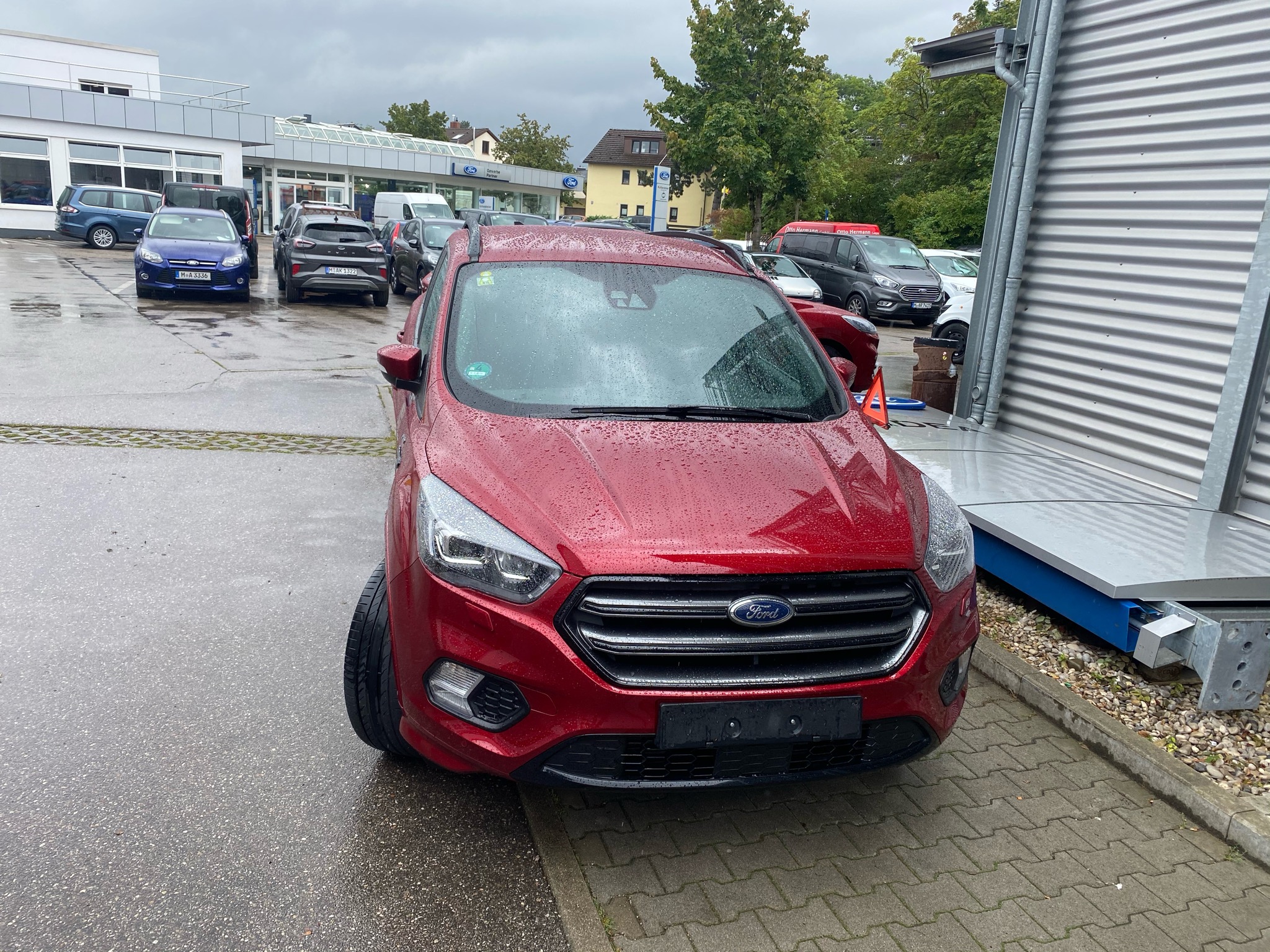 Bilder und Videos aus der Kategorie „Ford Kuga MK3 Bilder“ - Seite