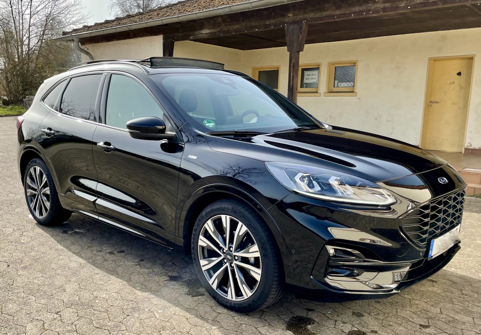 Bilder und Videos aus der Kategorie „Ford Kuga MK3 Bilder“ - Ford