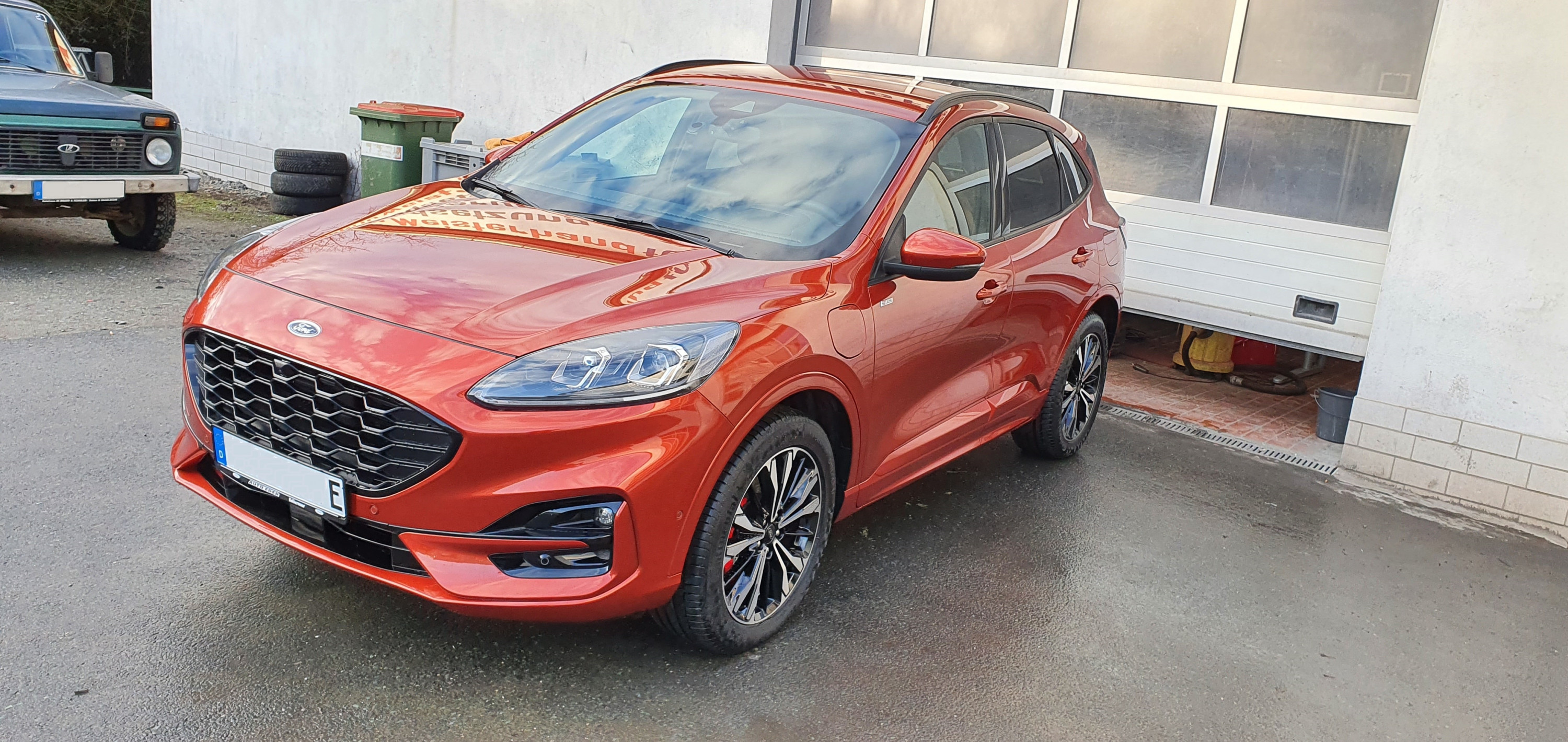 Bilder und Videos aus der Kategorie „Ford Kuga MK3 Bilder“ - Ford