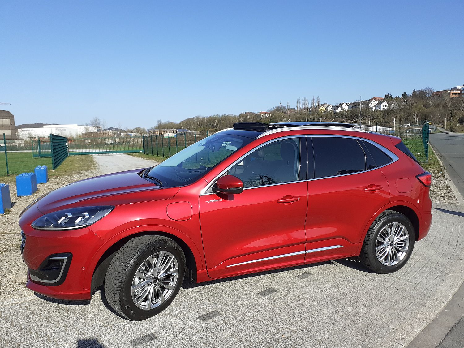 Bilder und Videos aus der Kategorie „Ford Kuga MK3 Bilder“ - Seite