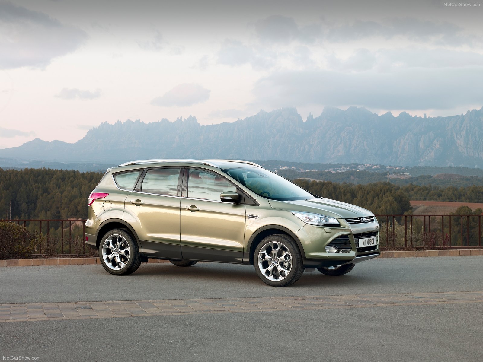 https://www.kuga-forum.de/gallery/raw-image/86-ford-kuga-mk2-presse-bilder-und-fotos/?size=large